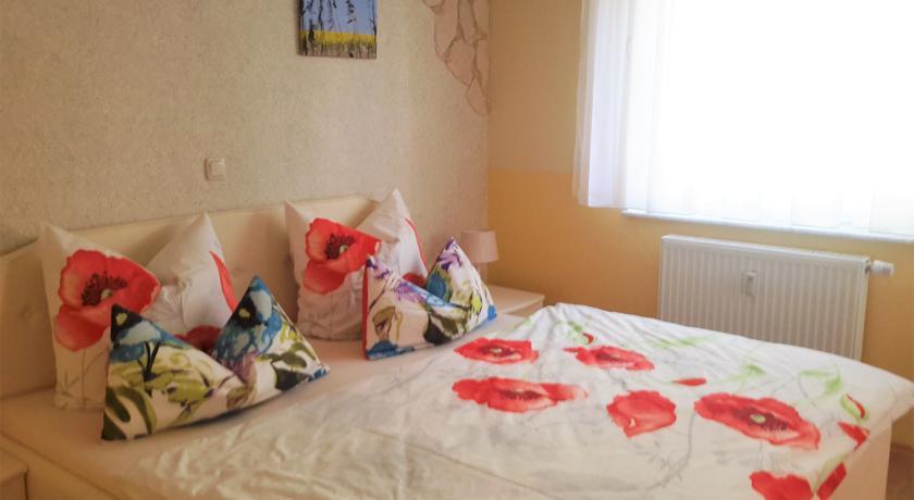 Komfortferienwohnungen Sassnitz Zimmer foto